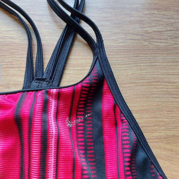 Ladies Nike One Piece Swimsuit - Picture 3 of 6